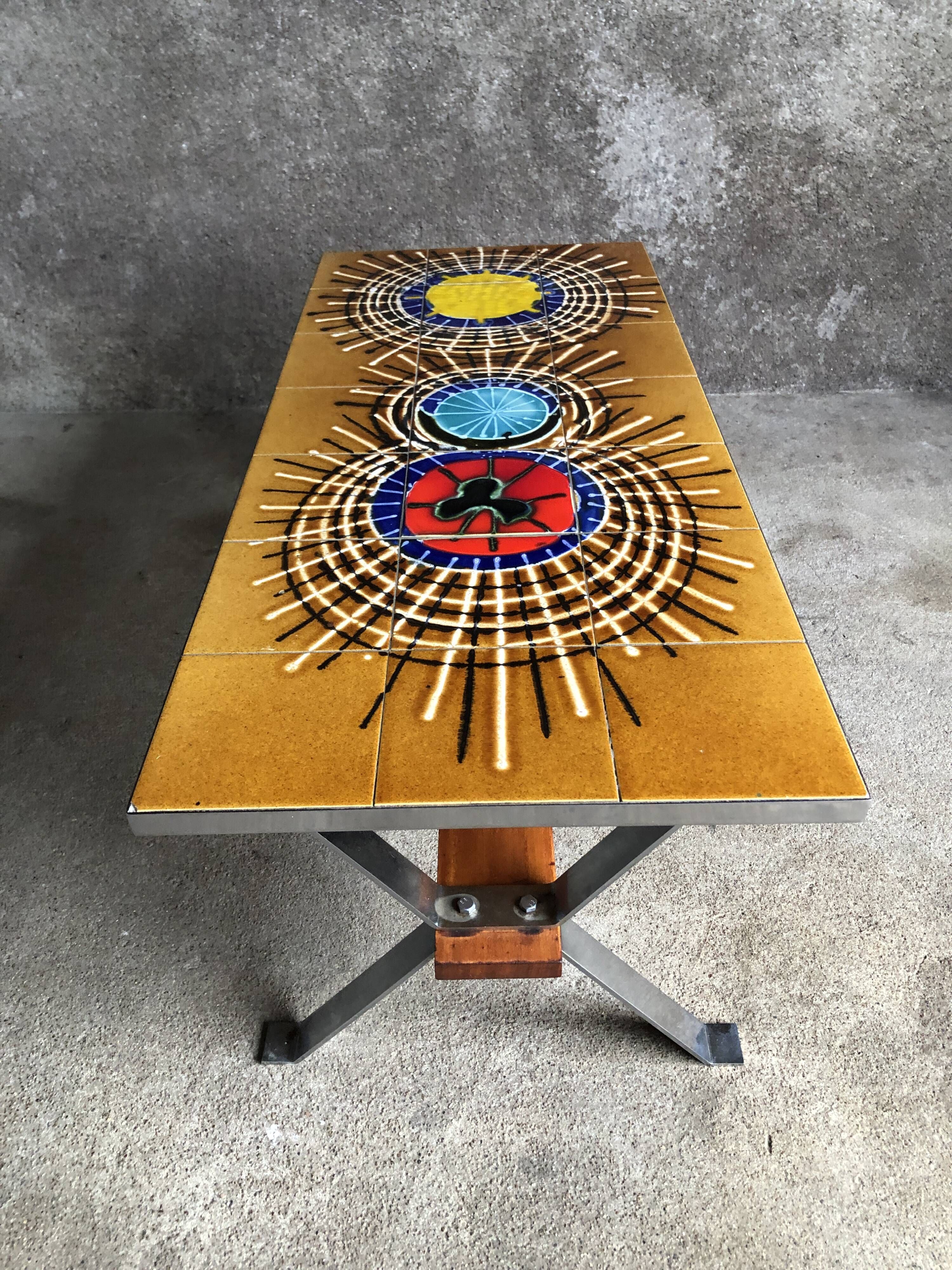 Ceramic coffee table and chrome and wood legs, Juliette Belarti, 1960