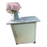Meuble émaillé