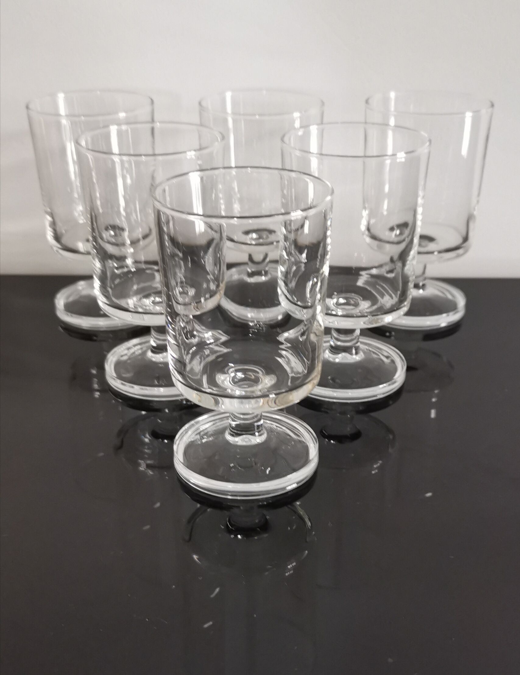 Set of 6 vintage transparent Luminarc cavalier wine glasses