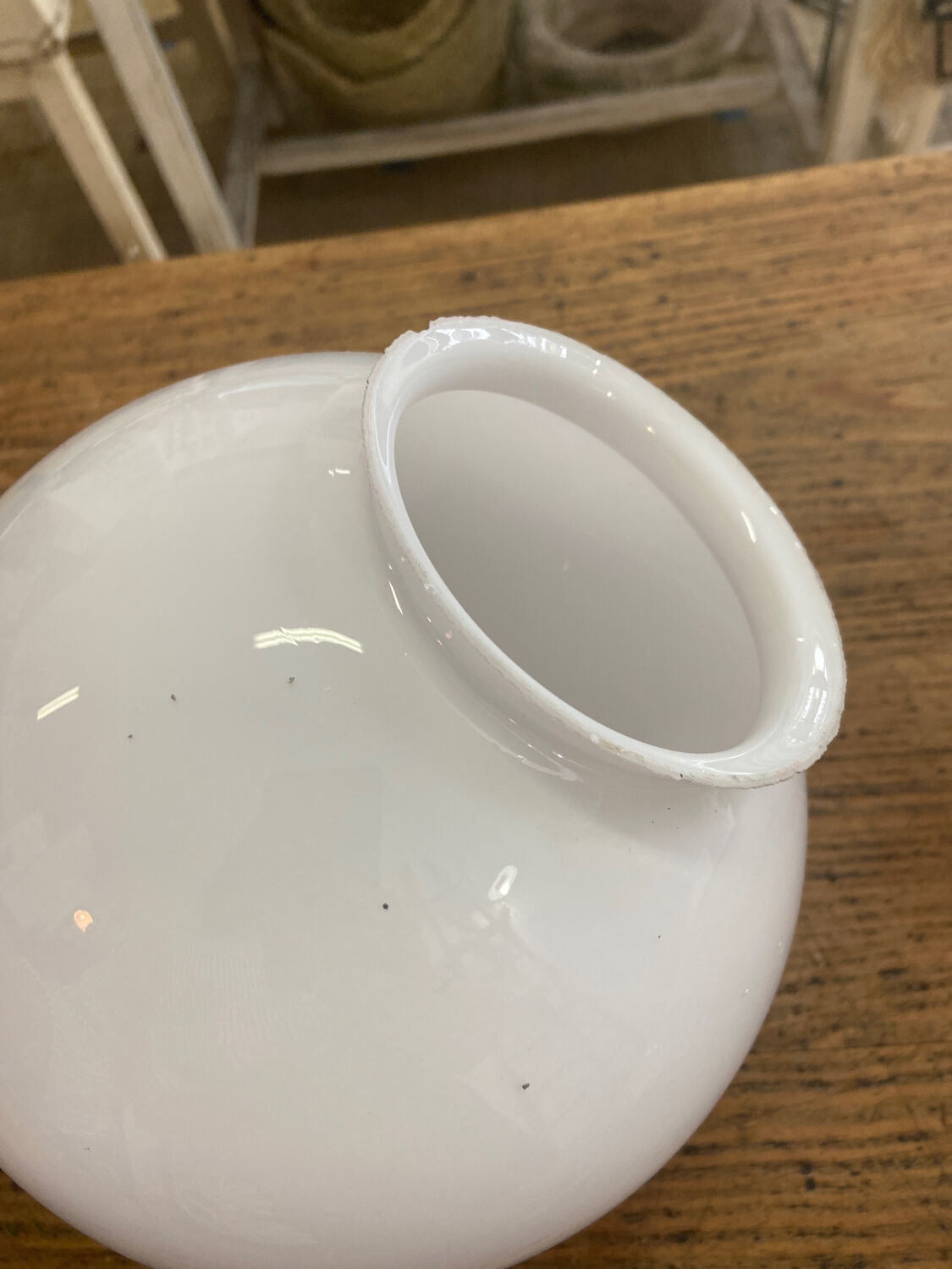 White glass lampshade globe