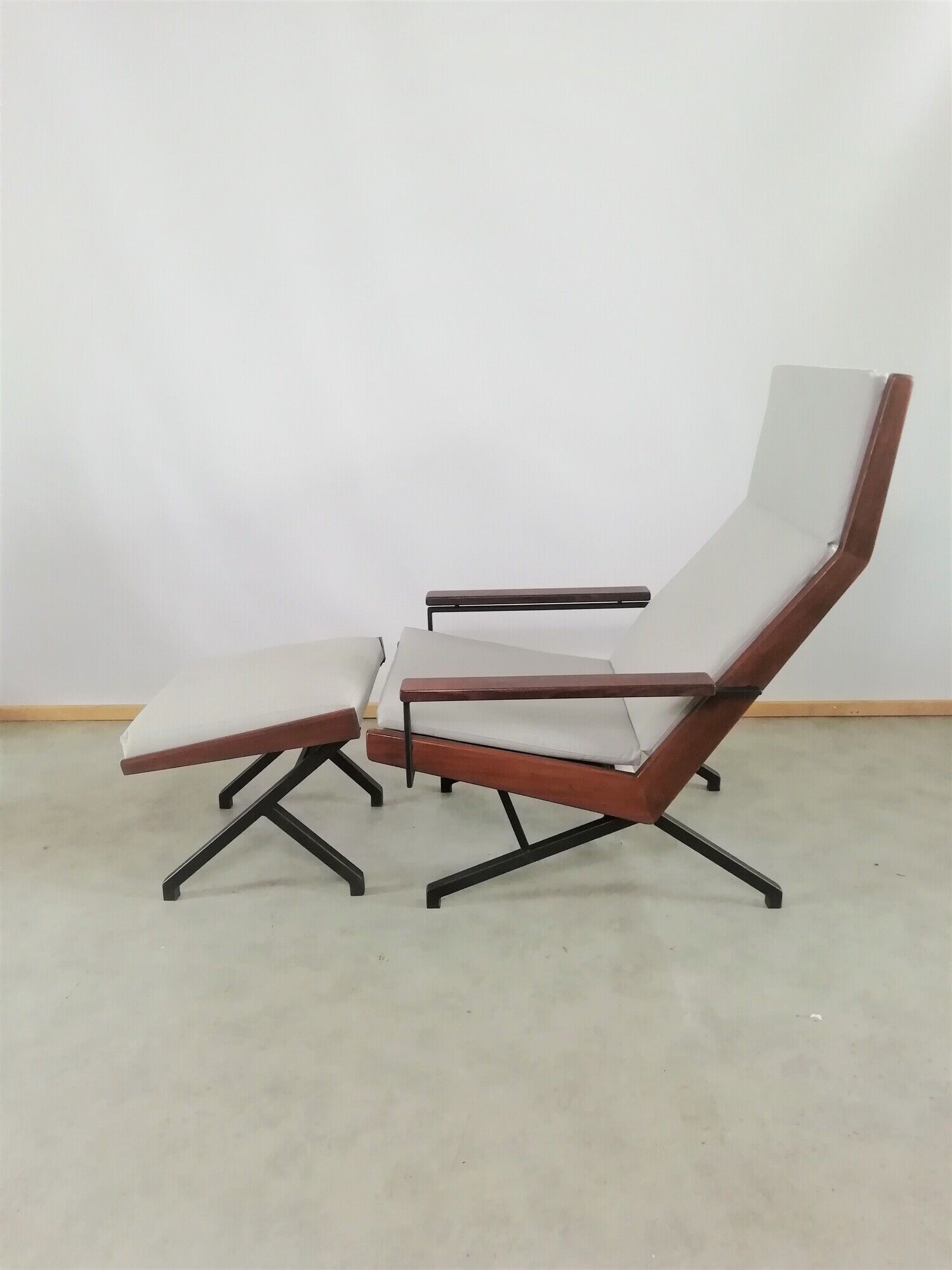 "Lotus" armchair by Rob Parry  for Gelderland, 1950