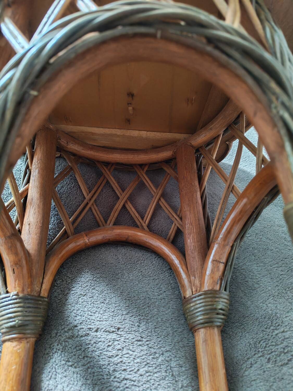 Woven wood and rattan plant stand