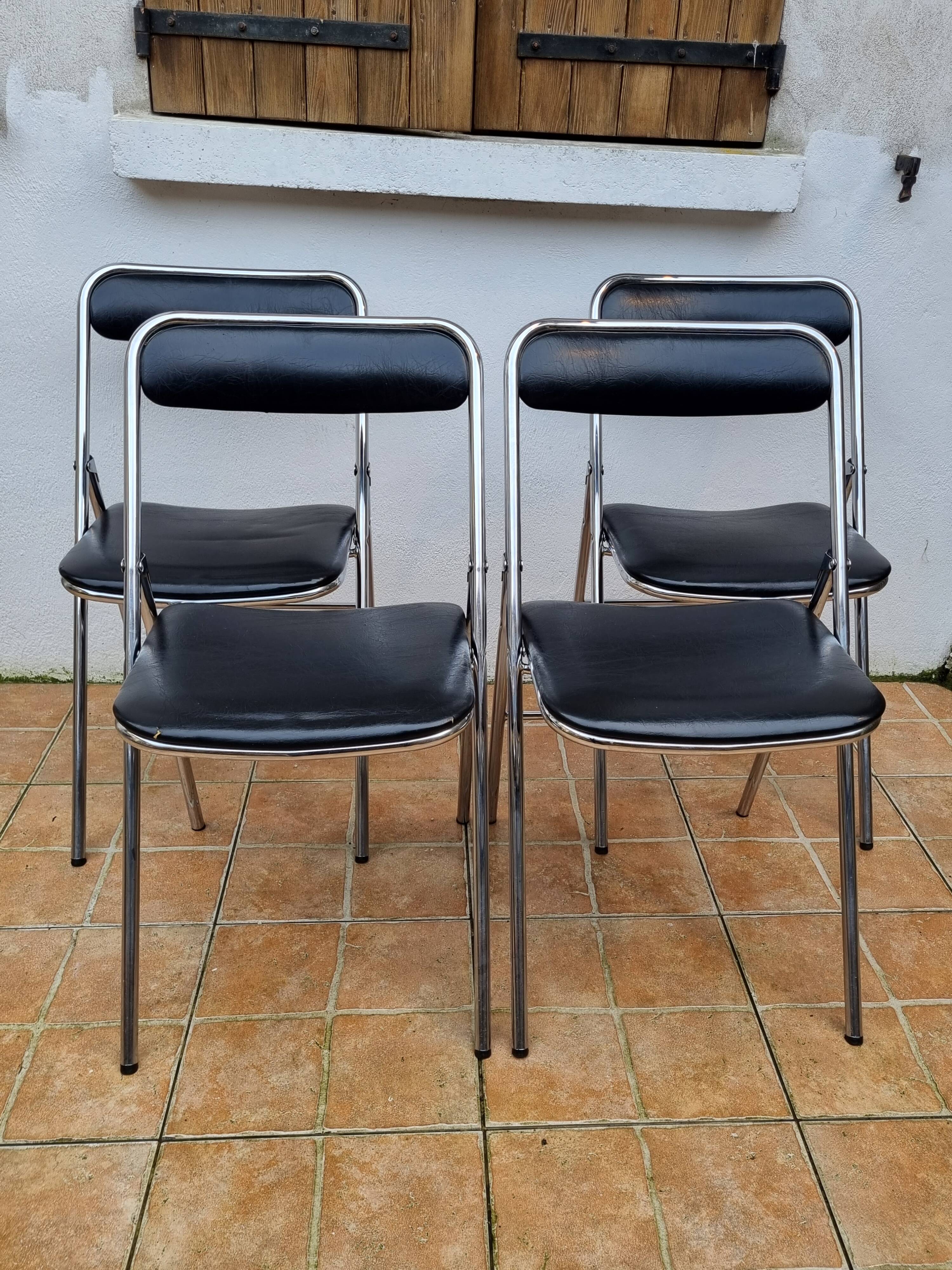 Set of 4 vintage folding chairs Plichaise Souvignet 70s