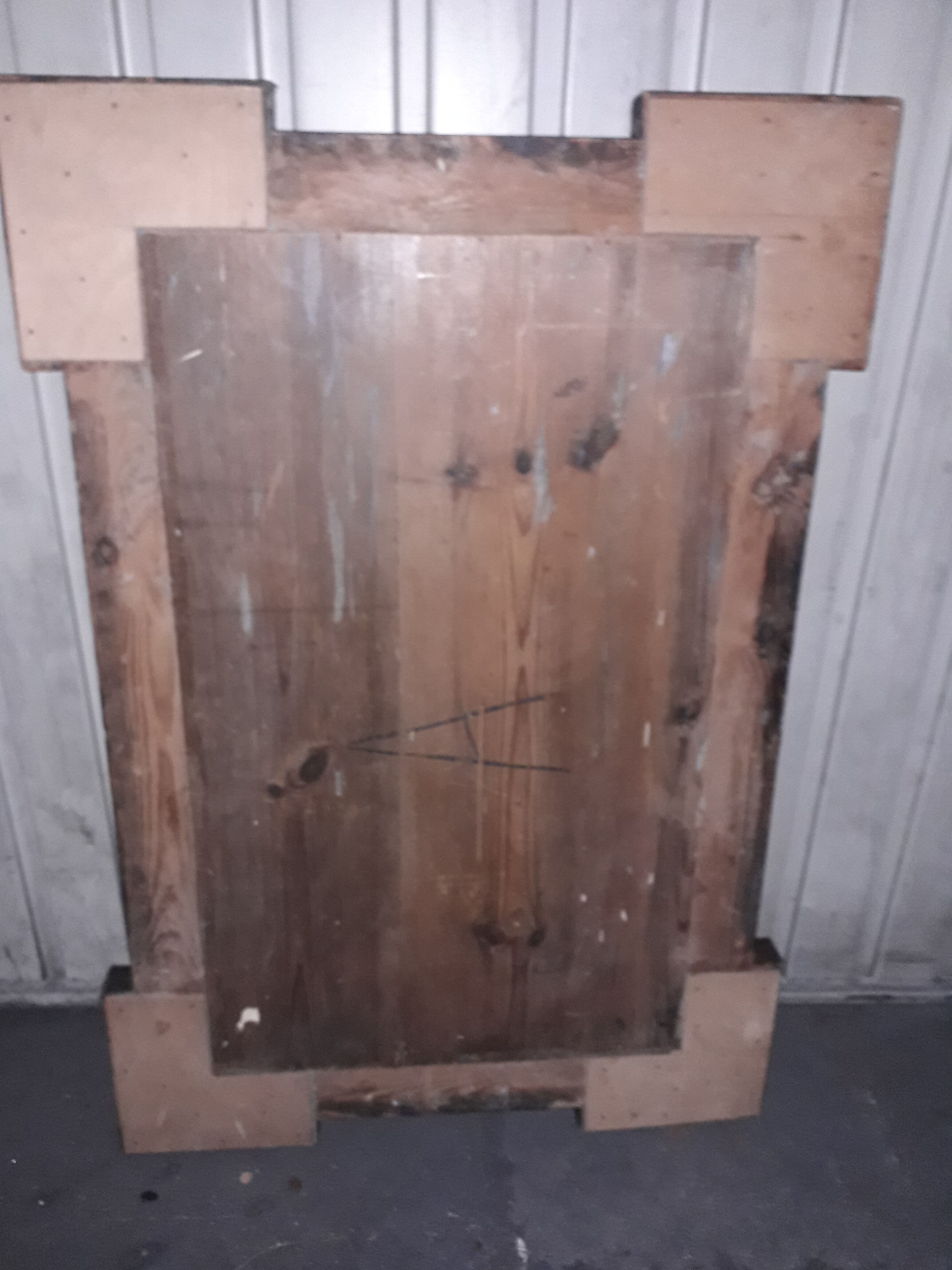 Mirror in a wooden frame 53x78cm