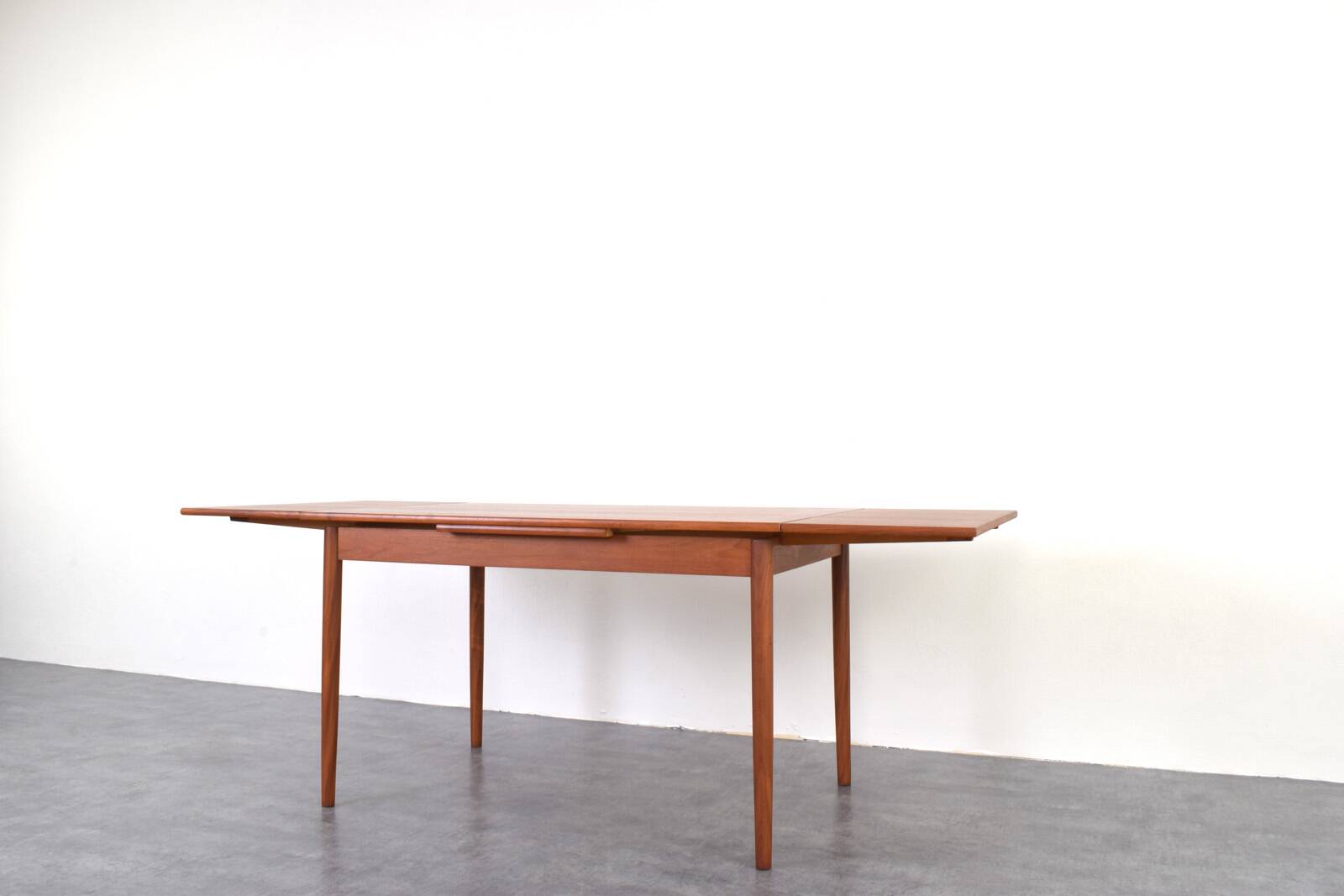 Mid-Century Danish Teak Extendable Dining Table, 1960s.