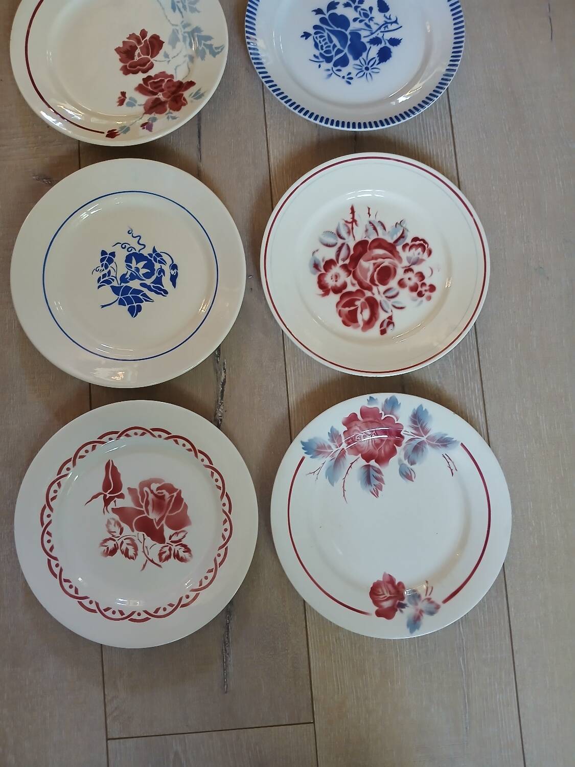 10 assiettes plates anciennes dépareillées