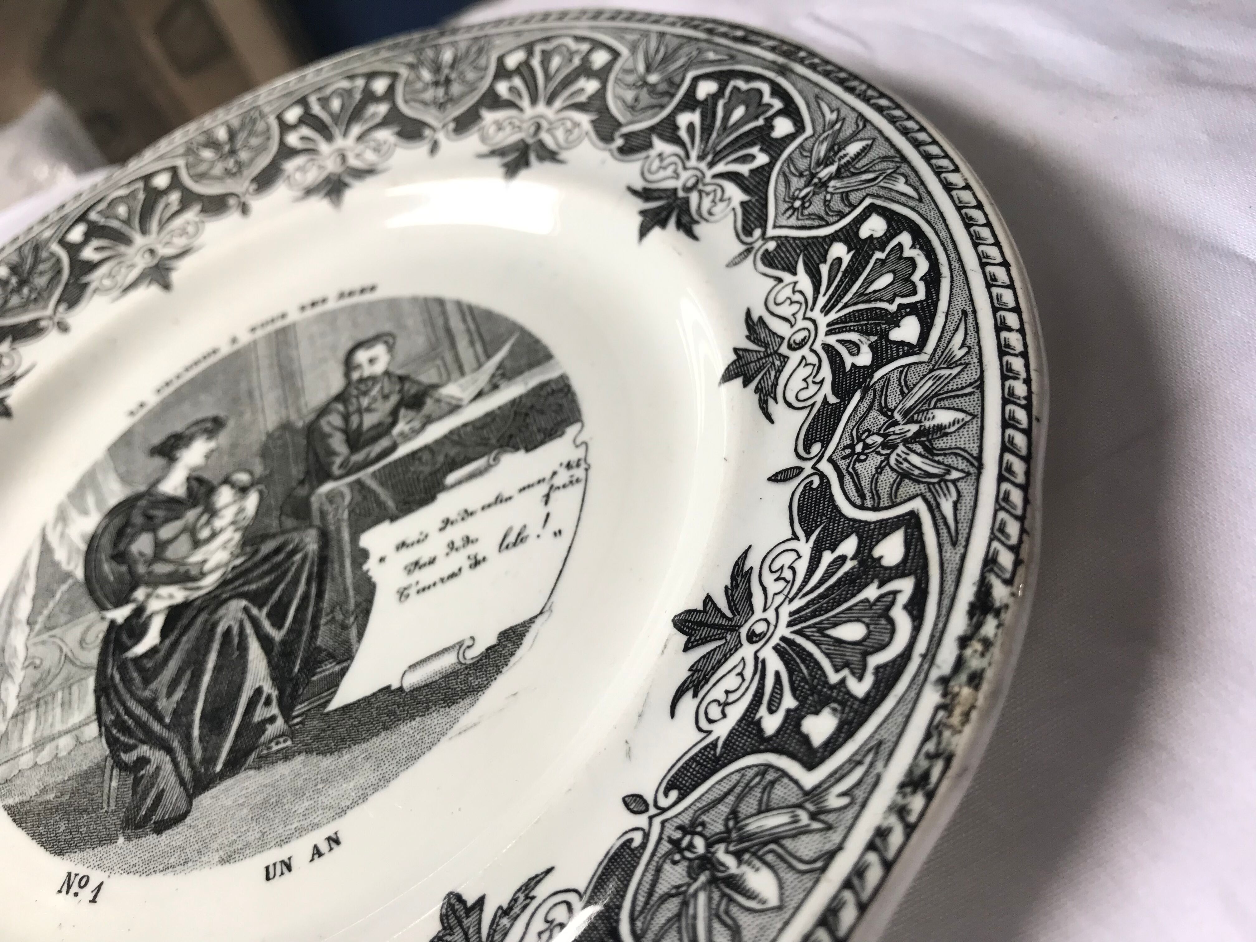 Talking plate "the song at all ages" earthenware Creil and Montereau