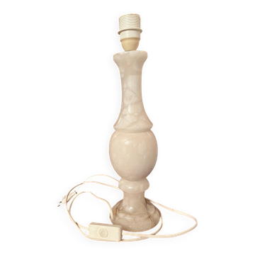 Pied de lampe en marbre