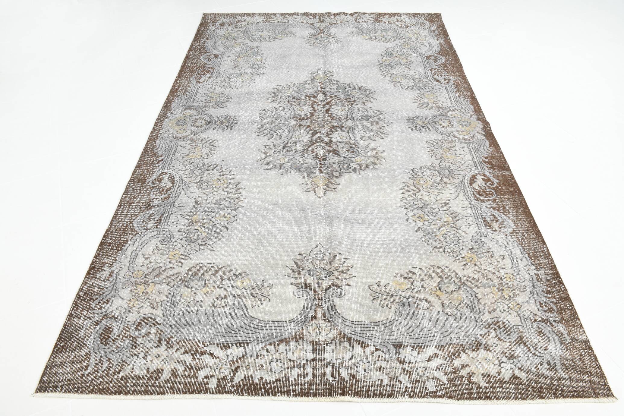 Gray & Brown Classic Turkish Rug, 176x294Cm