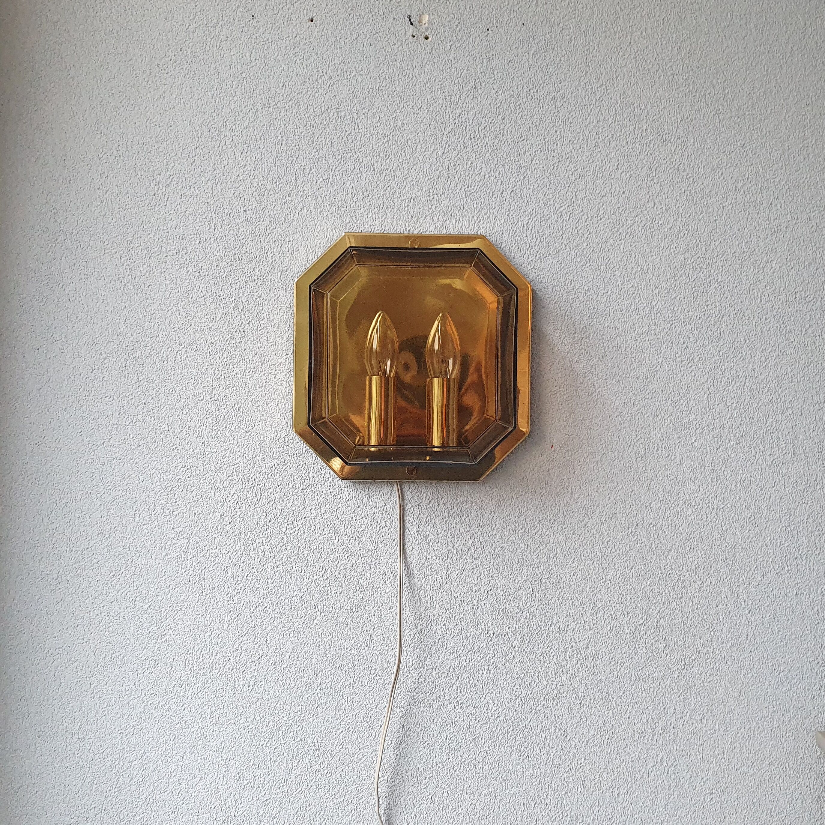 Geometric smoke topaz glass wall lamp, Glashütte Limburg, 80s