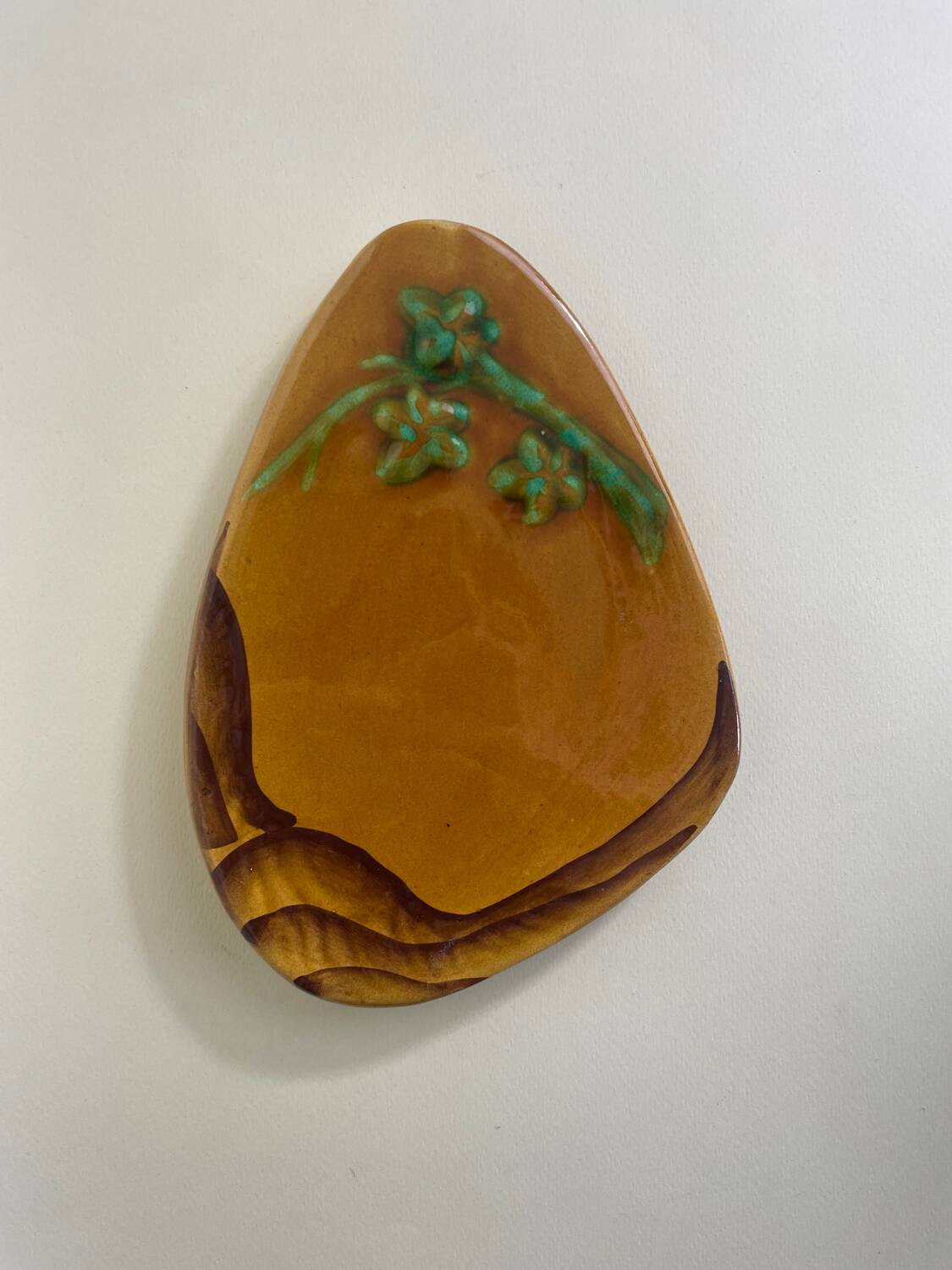 Provencal pocket emptier