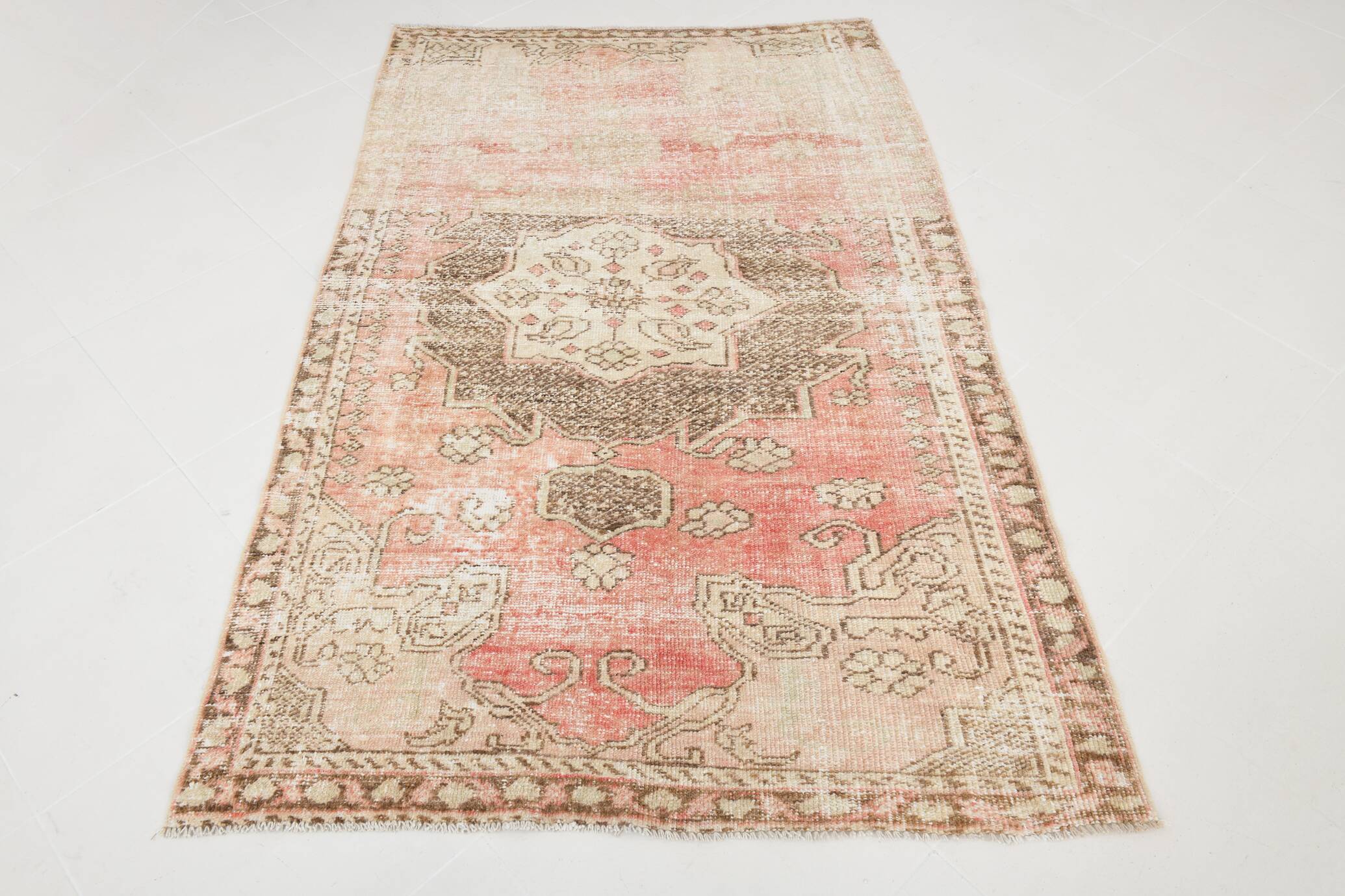 Pale Red & Brown Vintage Rug, 124x197Cm