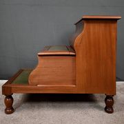 Victorian Library Step Stool in Mahogany, England – 2nd half of the 19th century