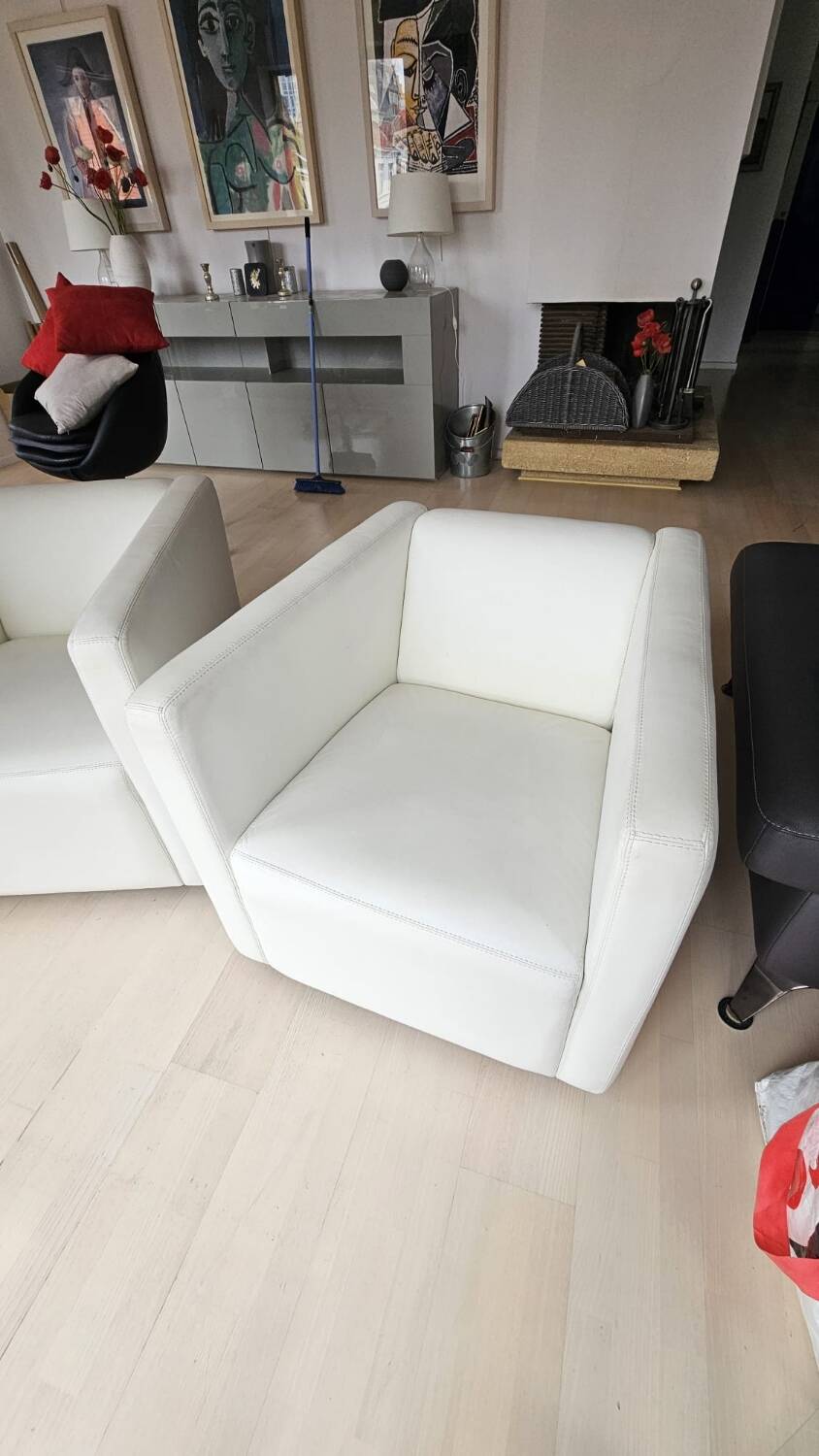 Fauteuils cuir pivotant Roche Bobois