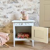 Table de chevet