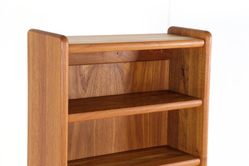Compact open teak cabinet - danish design