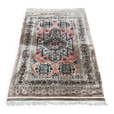 Handmade Pakistani wool rug