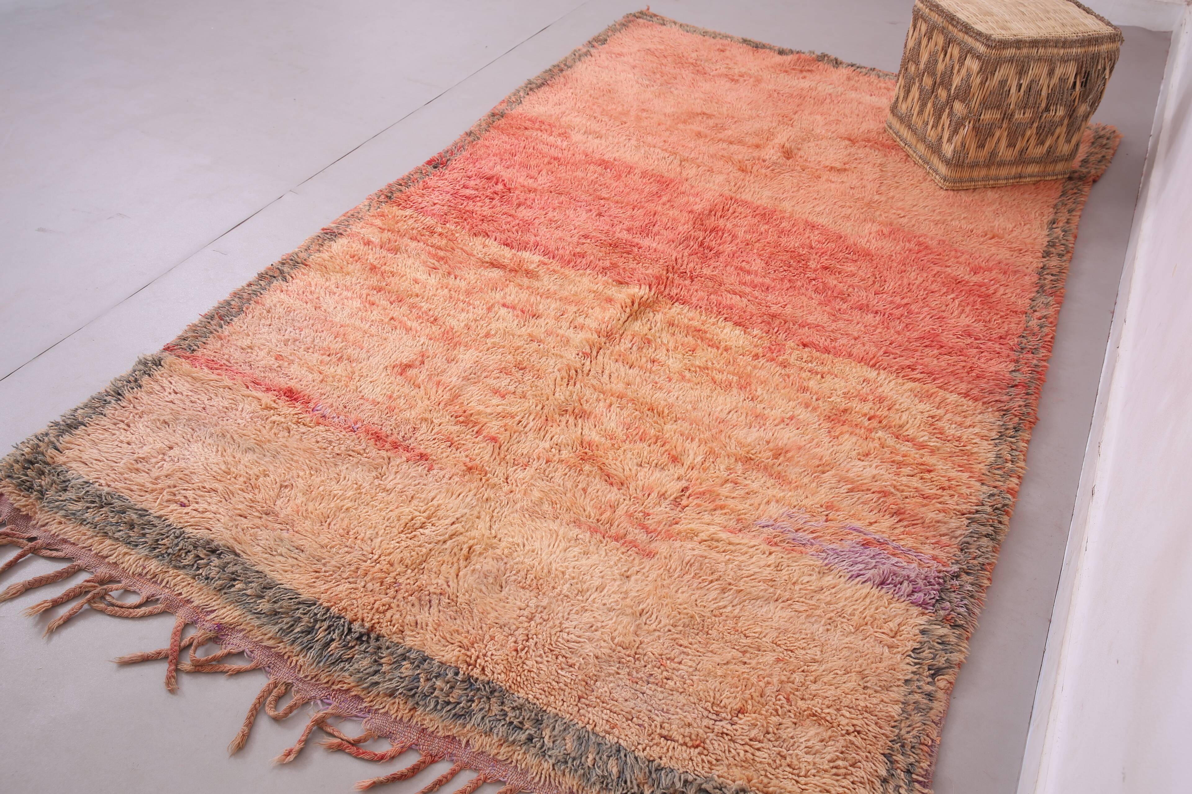 Peach Vintage Moroccan Rug 160 x 260 cm - Berber Wool Rug - Handmade Rug