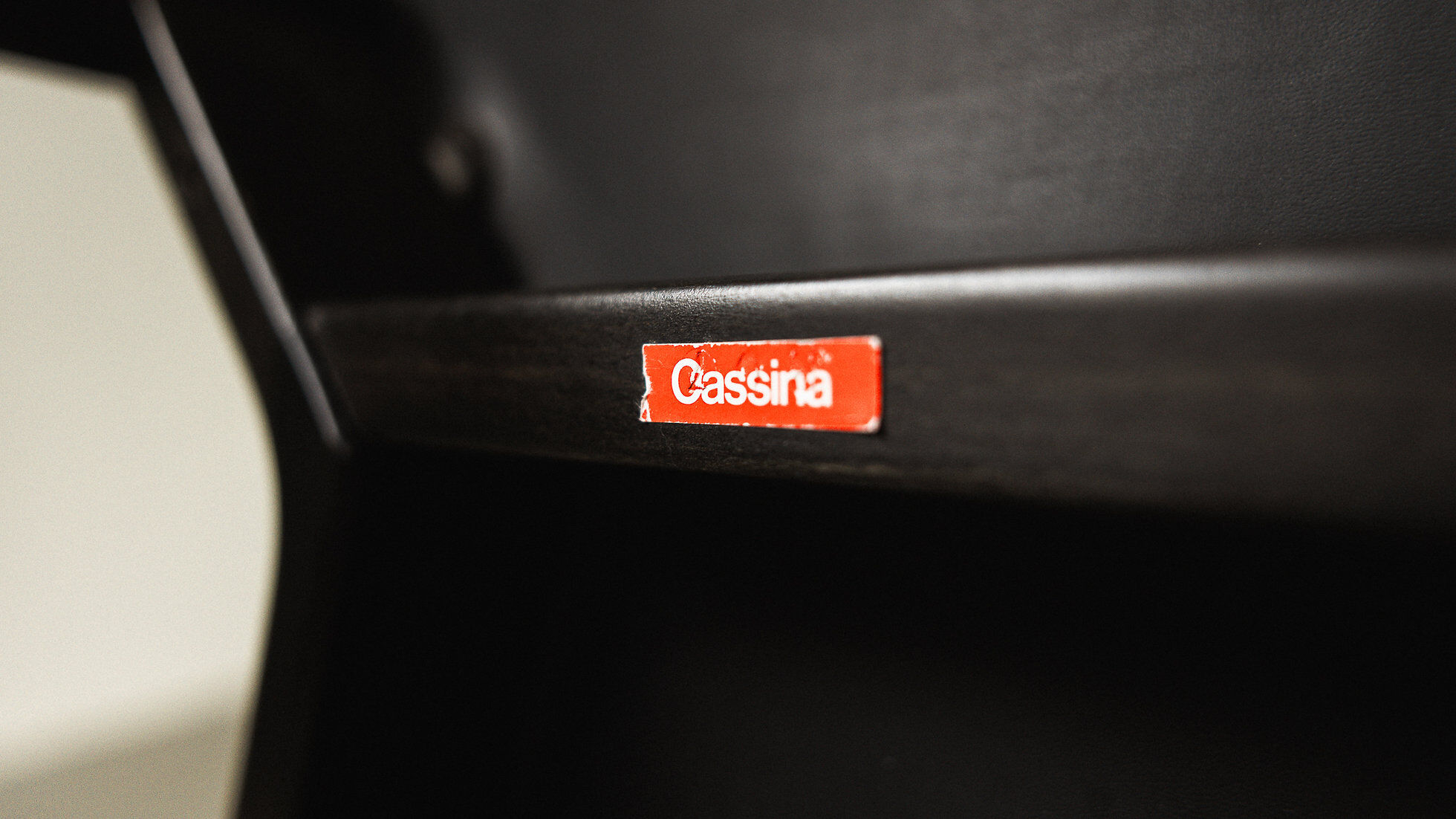 7 chaises Cos par Josep Lluscà pour Cassina, Italie, 1994