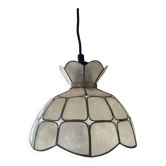 Mother-of-pearl suspension