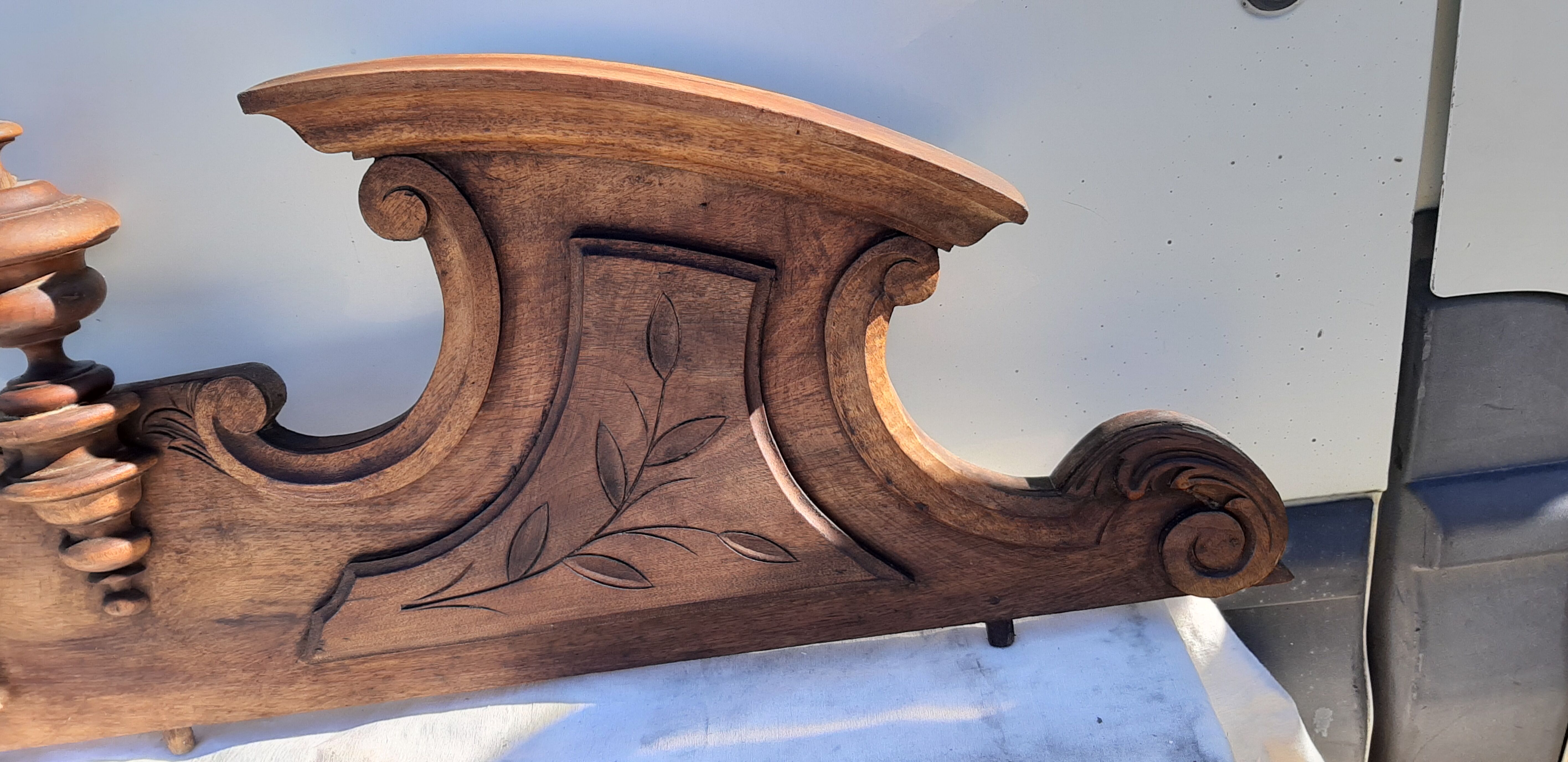 Wood decoration pediment
