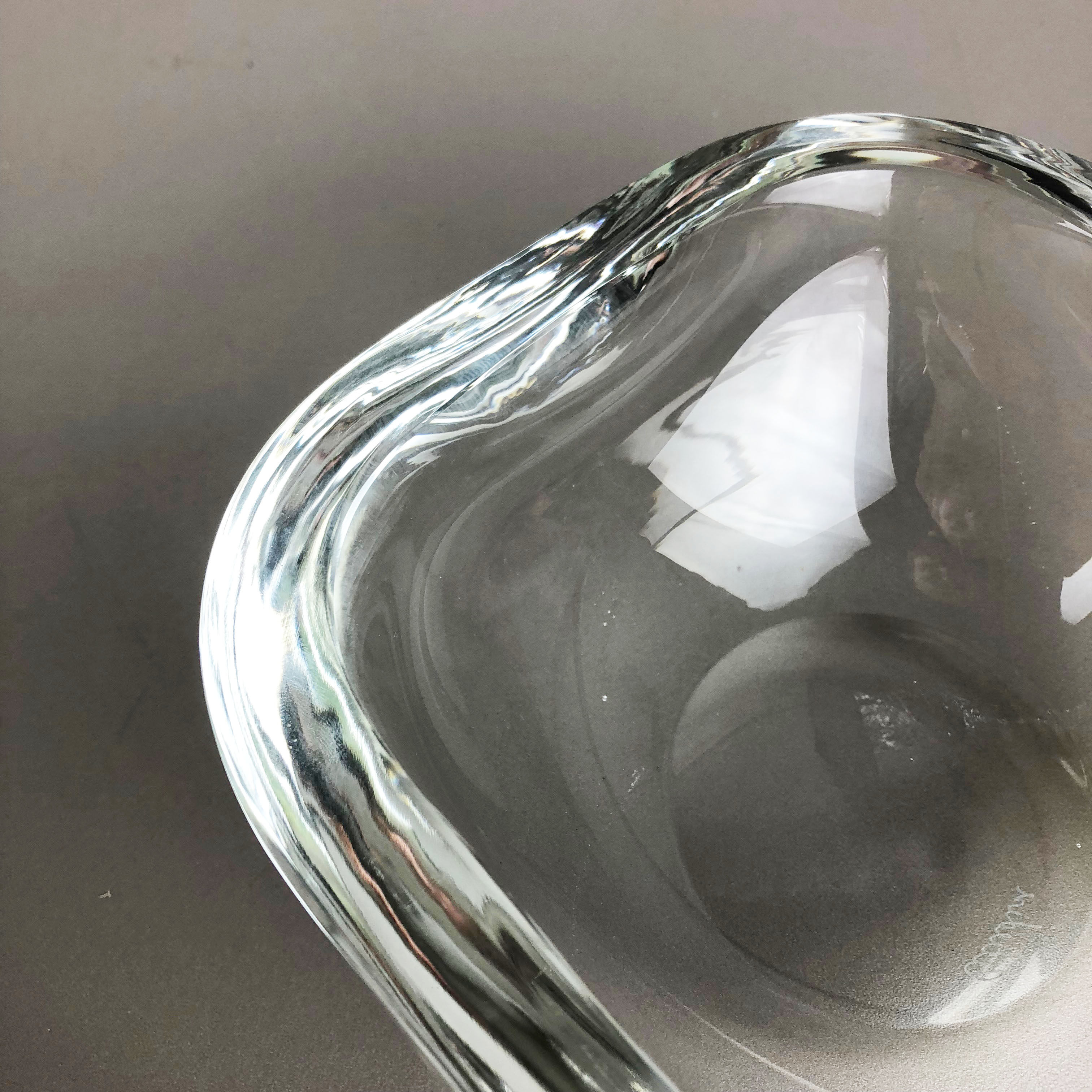 Murano clear glass shell bowl, by Gino Cenedese Italy, 1960