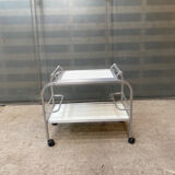 Serving table