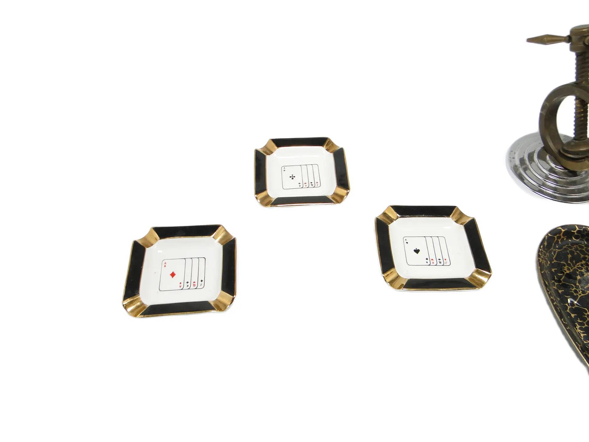 Set of three bridge ashtrays, mid-century modern, porcelain, Ćmielów, Poland, 1960s.