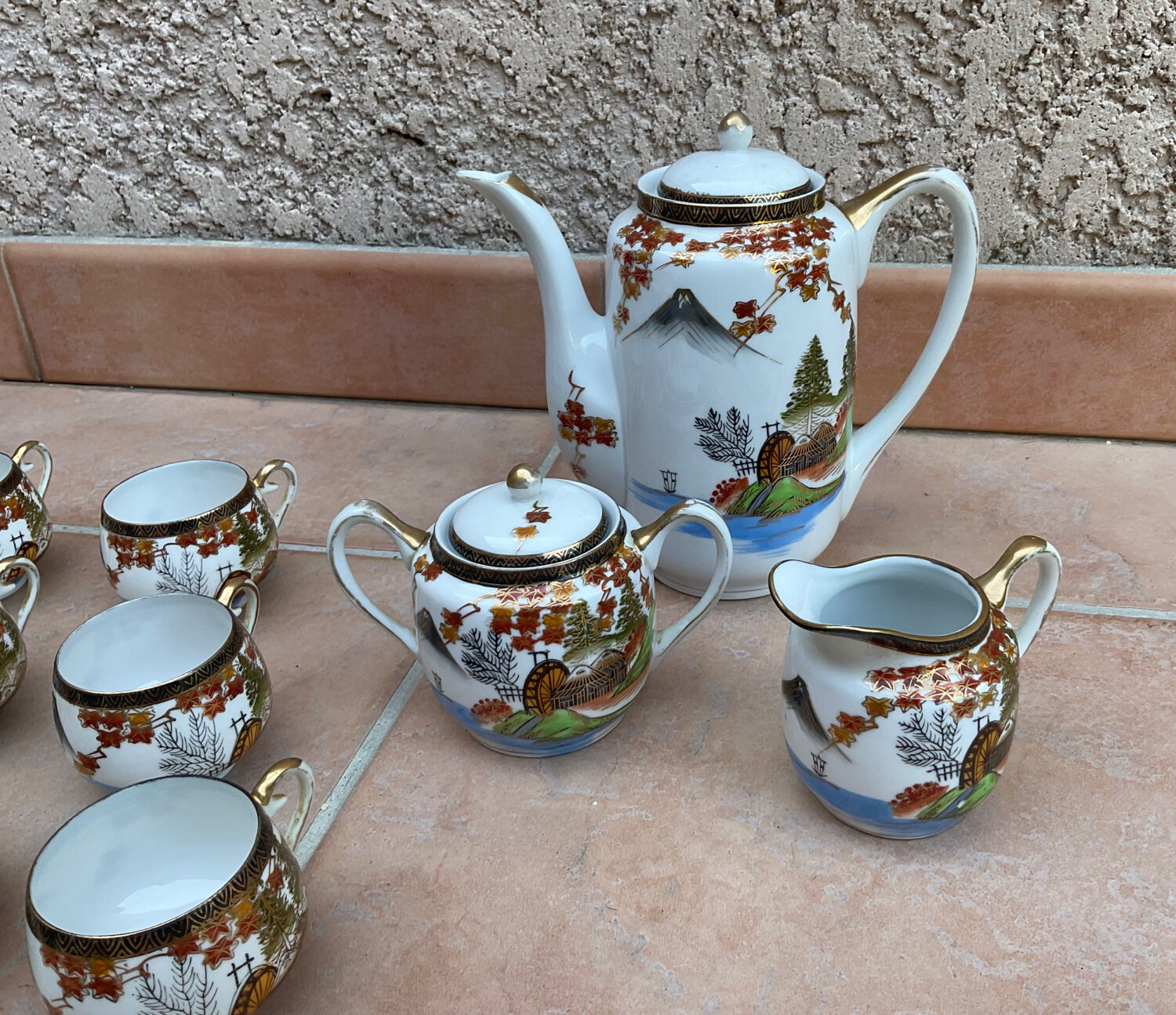 Hayasi Kutani tea set