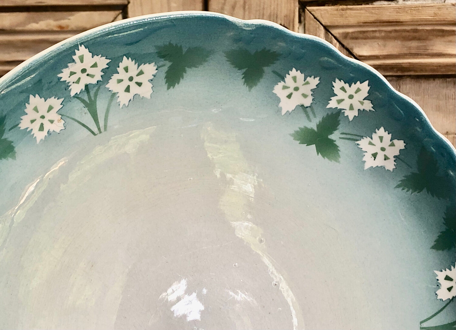 Sarreguemines earthenware fruit bowl and compote bowl, 19th century