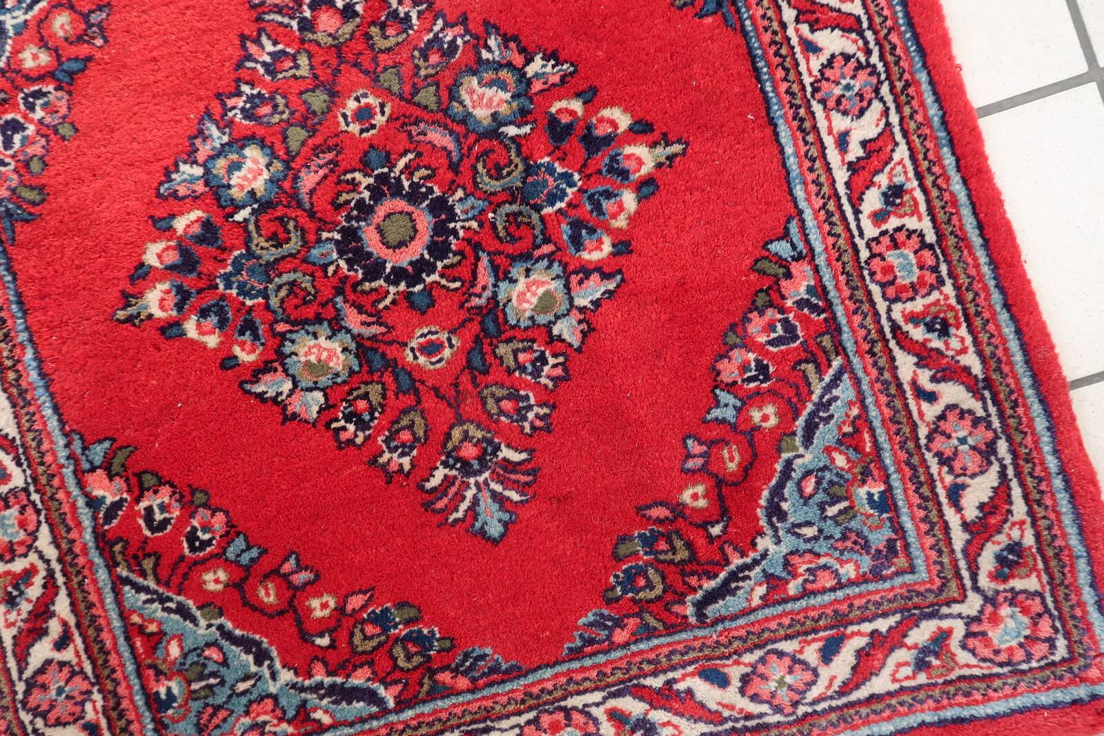 Rare square vintage 1970s Persian Hamadan rug 83cm x 89cm - 1C1250