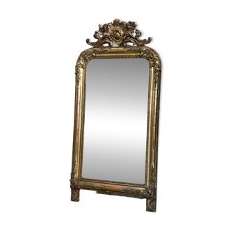 Louis Philippe mirror with a mercury pediment