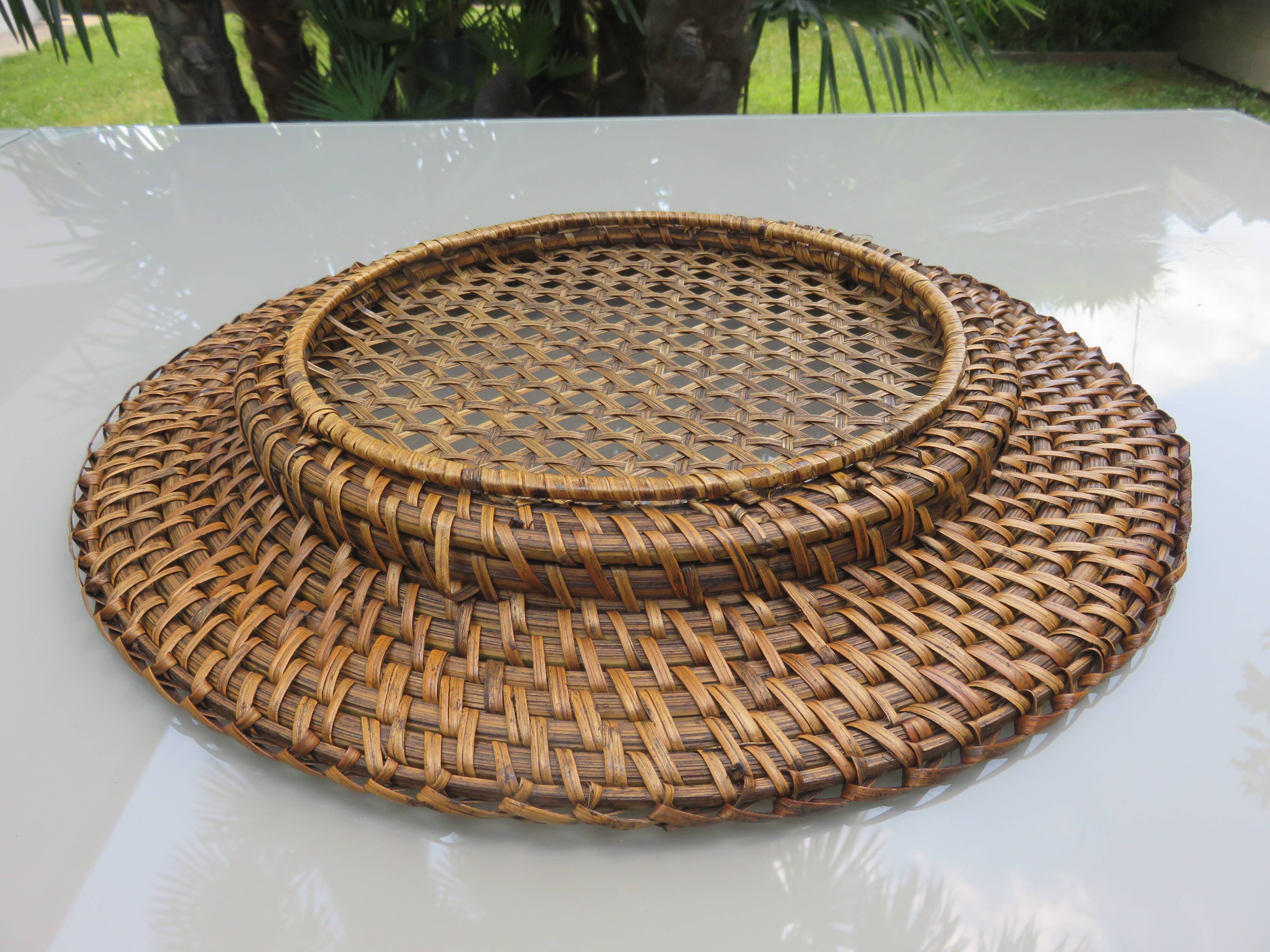 Set of 6 rattan and cane trays, 1970