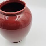 Vintage vase in glazed burgundy ceramic