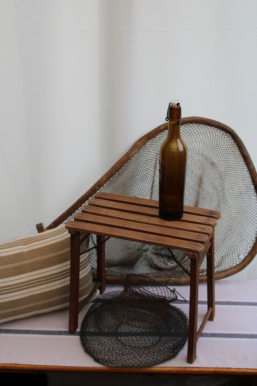 Folding wooden stool