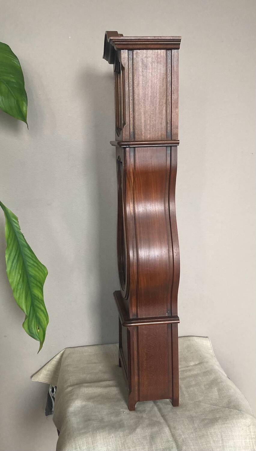 Comtoise violin case in solid wood 1980s (melody + ringtone)