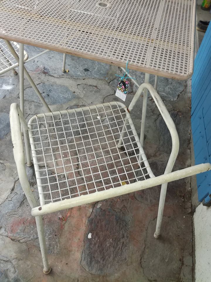 Set table and chairs EMU model Rio of the 1950s