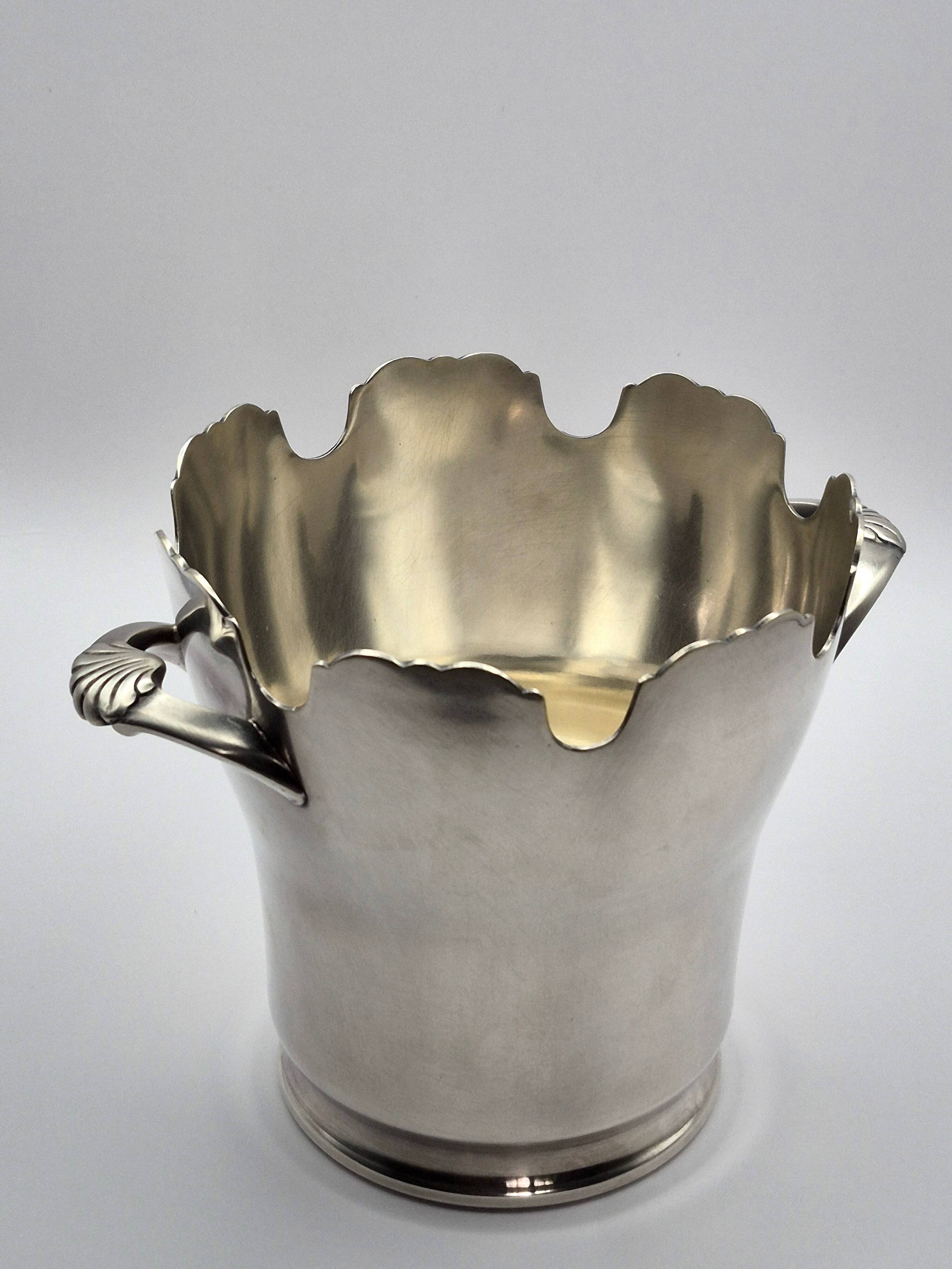 Elegant ice bucket/scoop, silver-plated with square hallmark - A 321