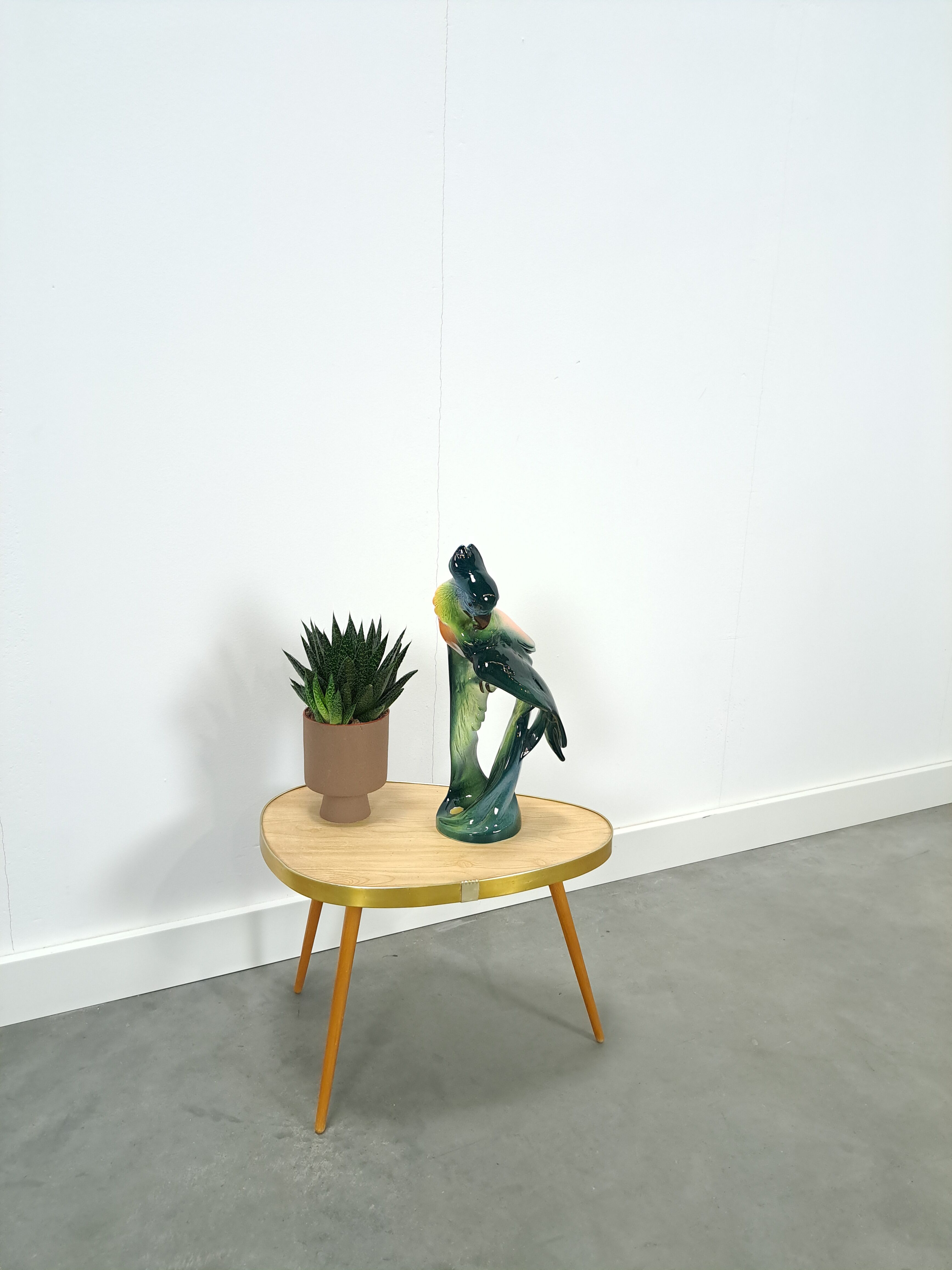 Porcelain statue cockatoo vintage