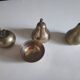 2 pears and 1 brass apple