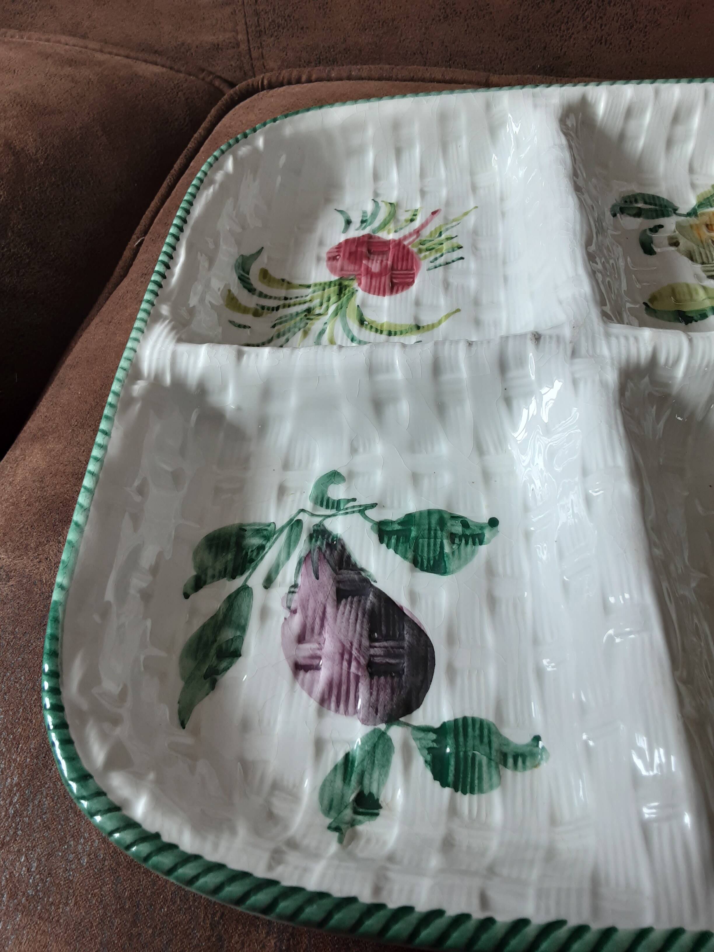 Italian slip compartment dish