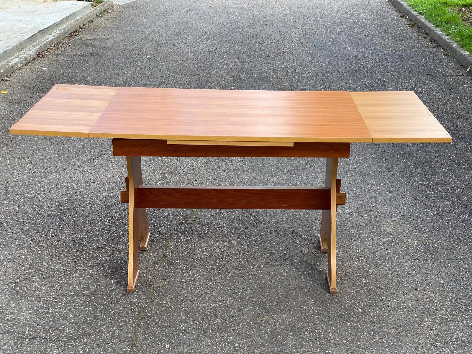 Extendable wooden farmhouse kitchen table 170cm