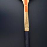 Raquette de tennis ancienne