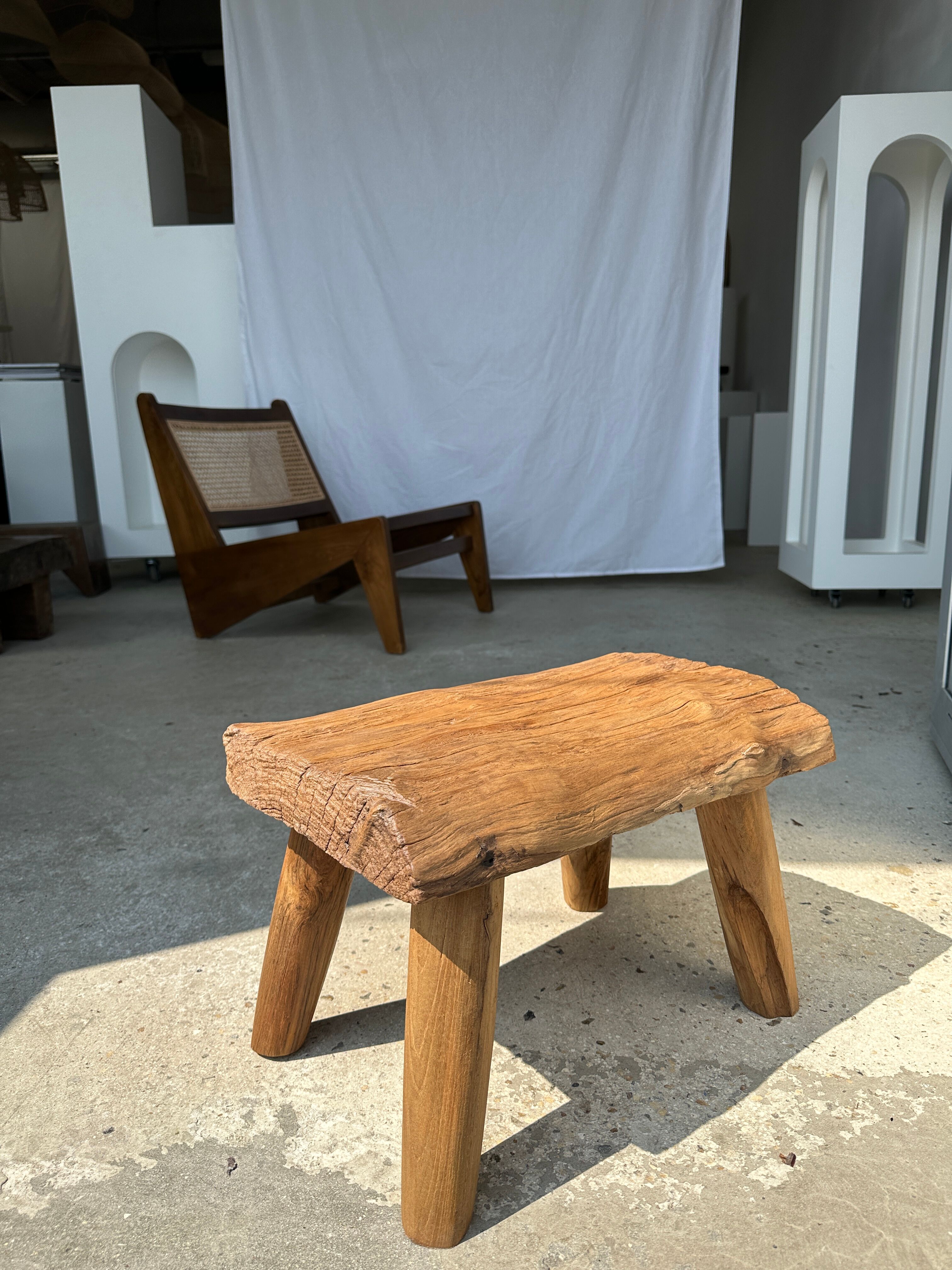 Small side table or stool in blond teak H:30 L43 l27