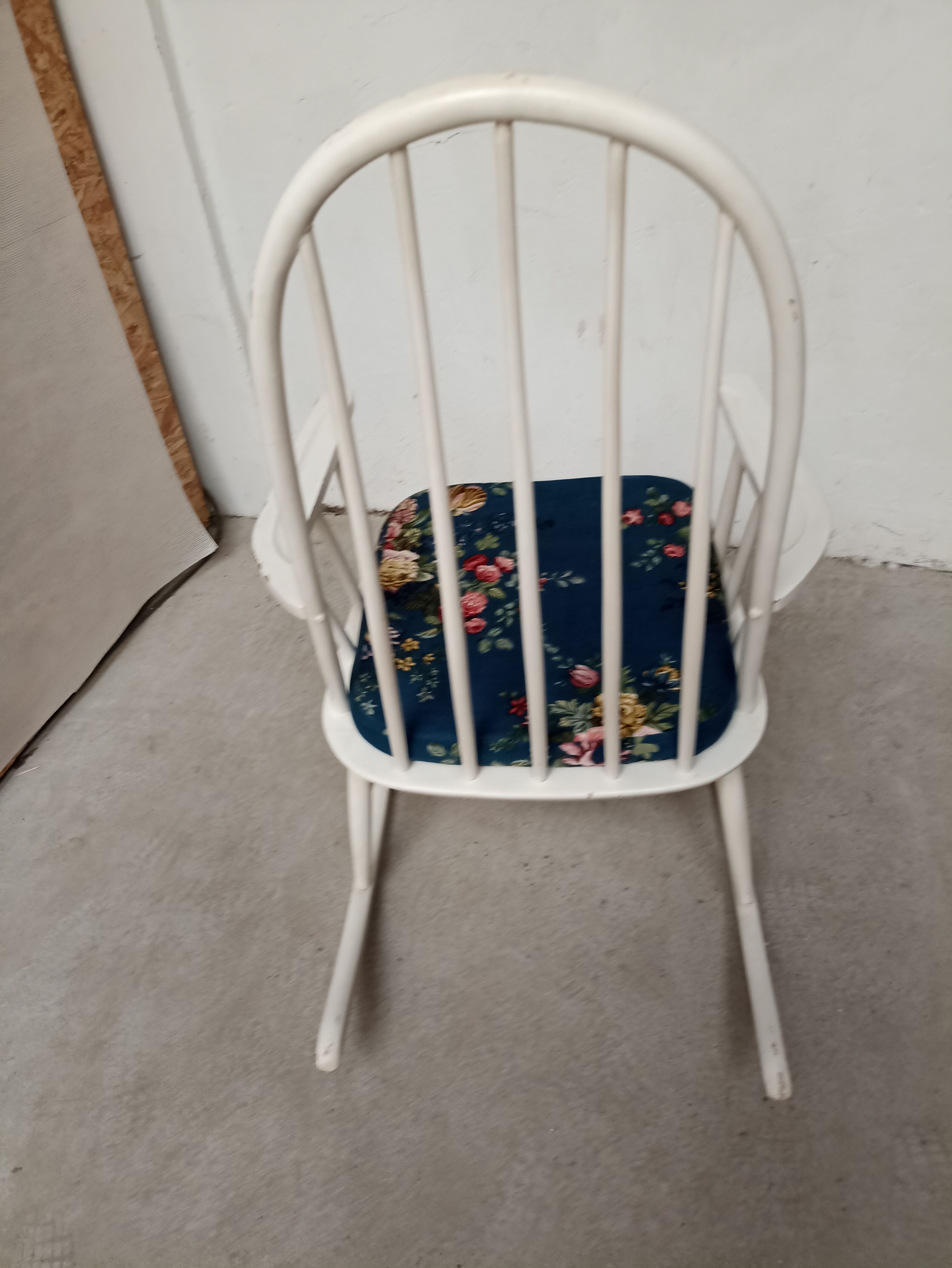 Scandinavian rocking-chair