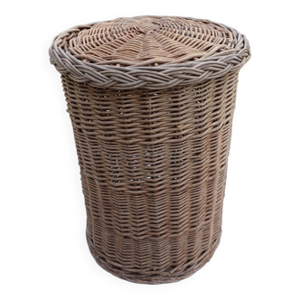 Wicker basket