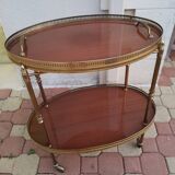 Classic serving table