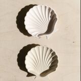 Empty pocket in shell-shaped jesmonite
