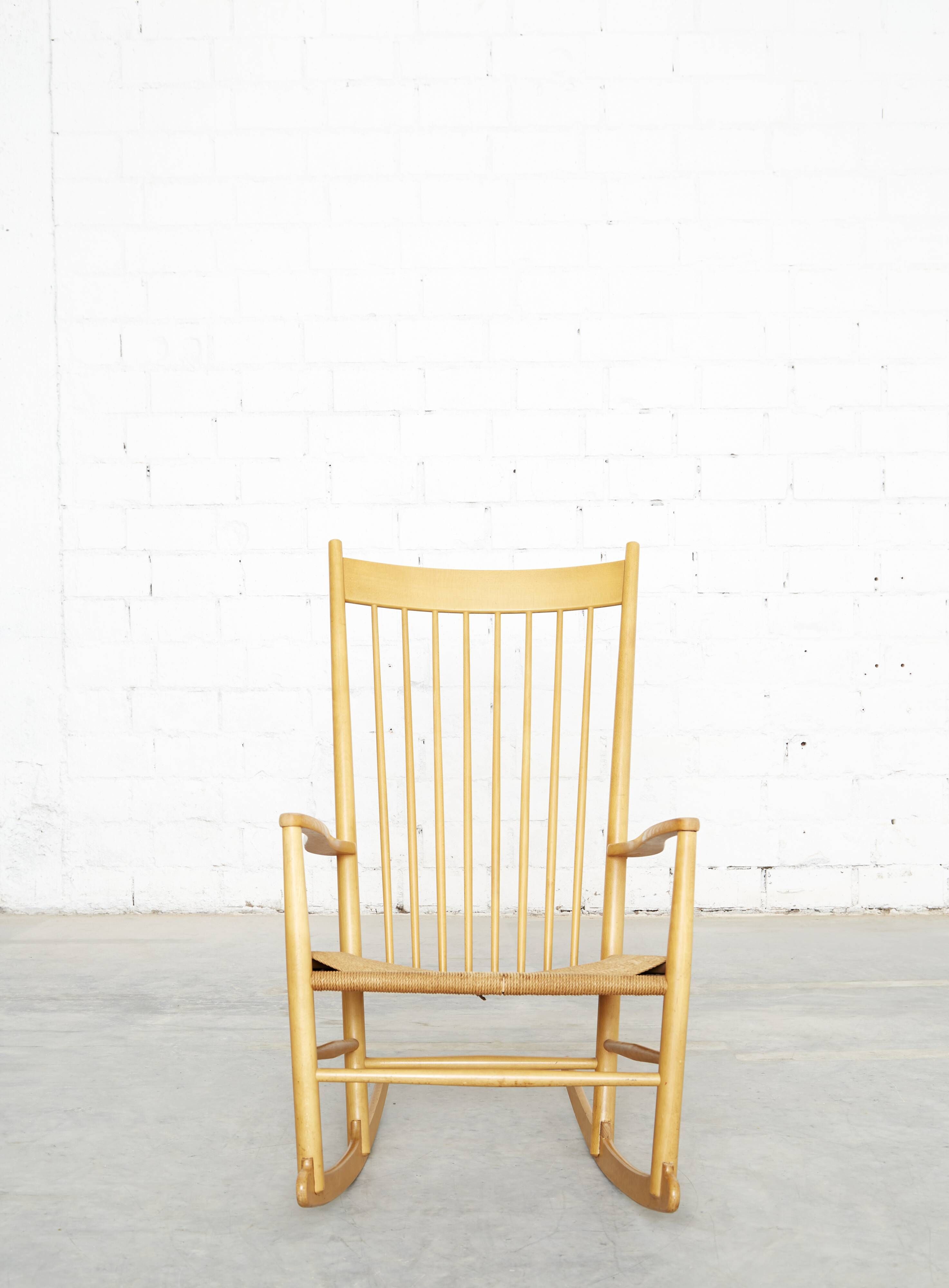 Vintage J16 Rocking Chair by Hans J. Wegner for FDB Møbler, 1960s