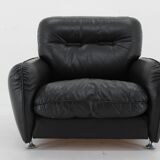 1970s Armchair in Black Leather, Italy